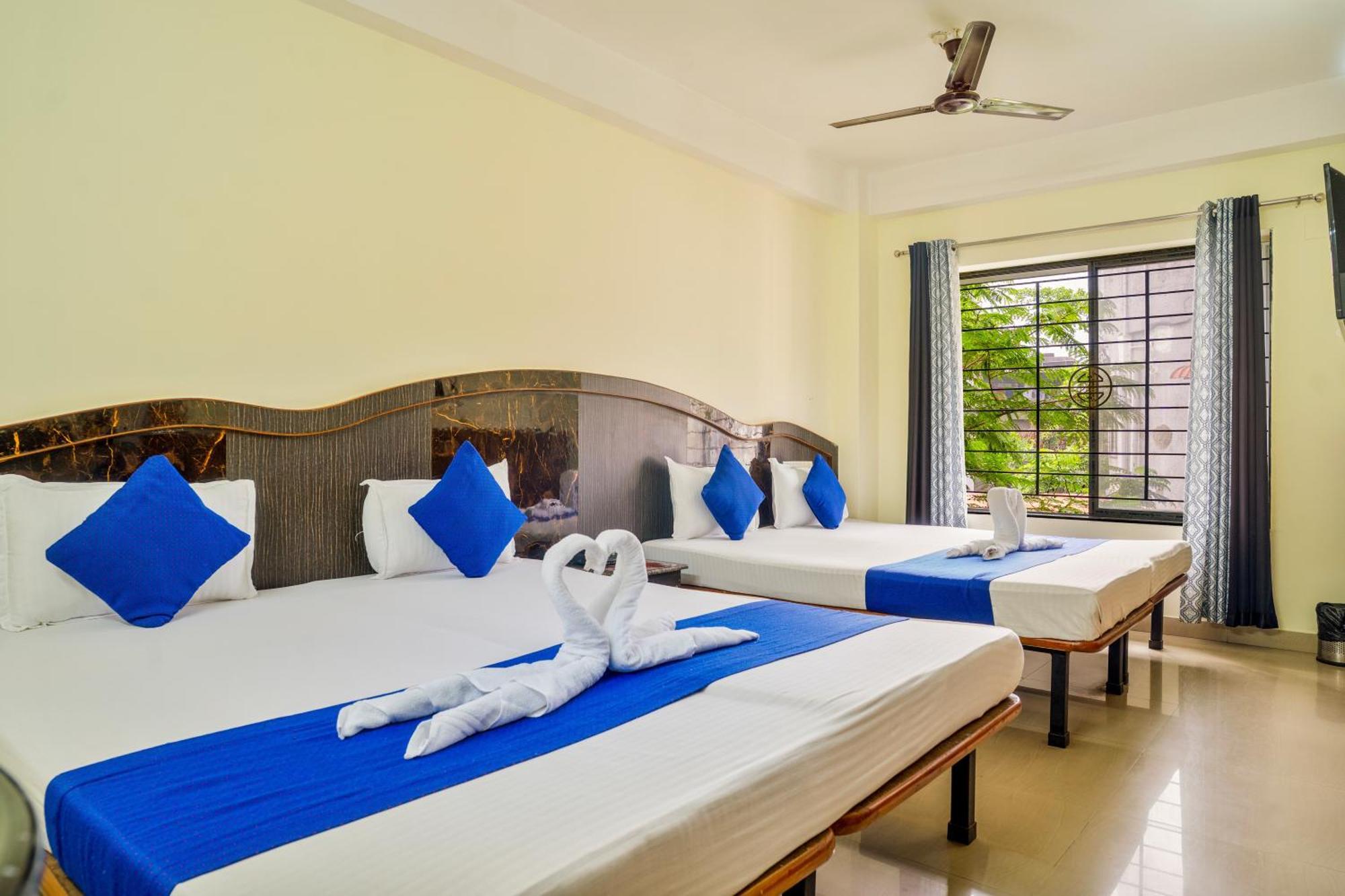 Hotel Niladrii Galaxy Siliguri Esterno foto