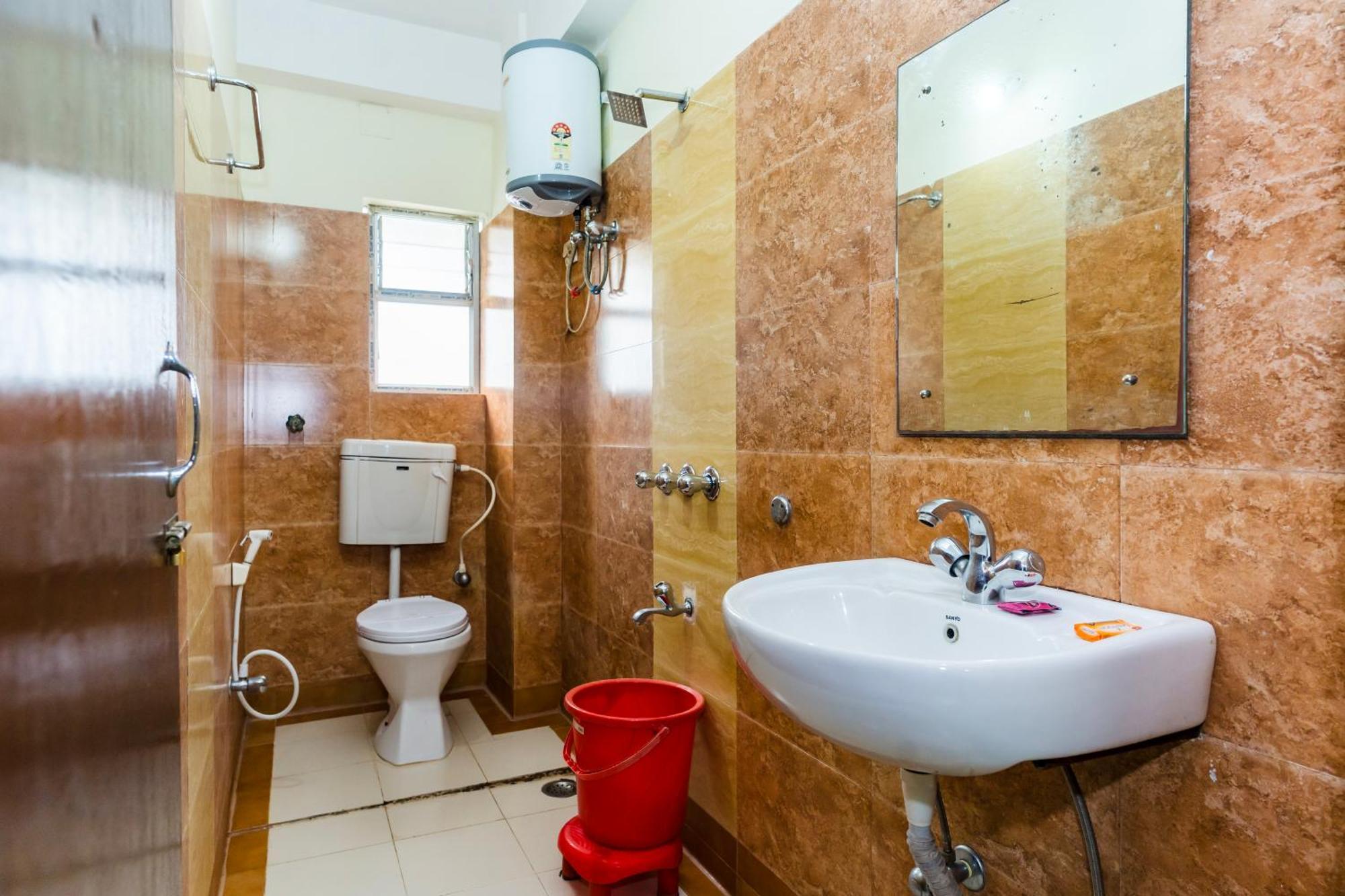 Hotel Niladrii Galaxy Siliguri Esterno foto