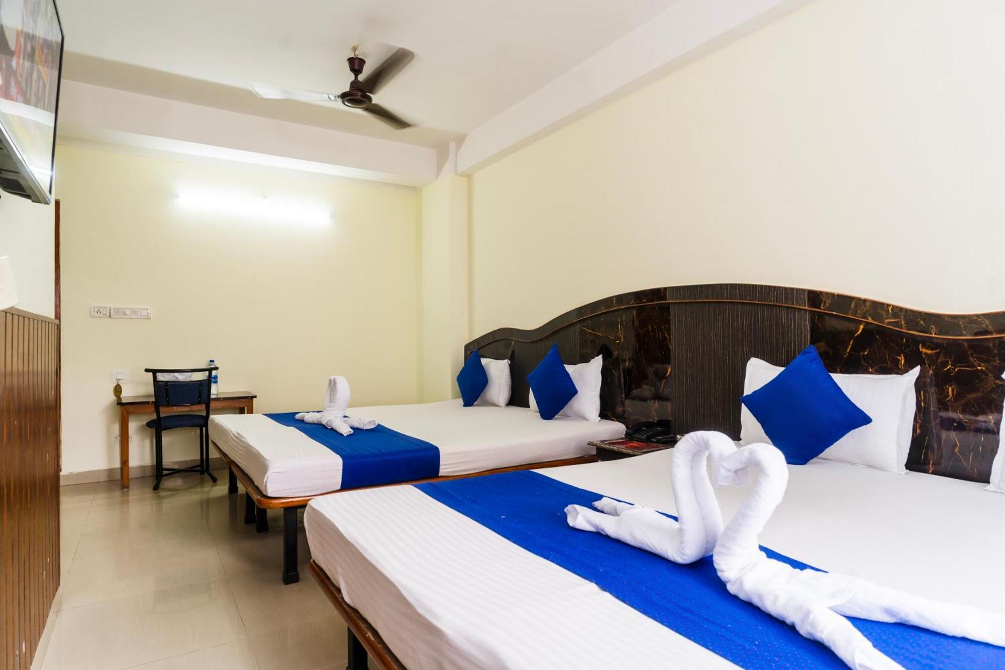 Hotel Niladrii Galaxy Siliguri Esterno foto