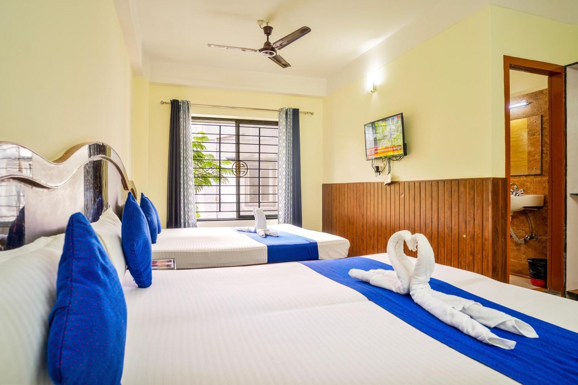 Hotel Niladrii Galaxy Siliguri Esterno foto