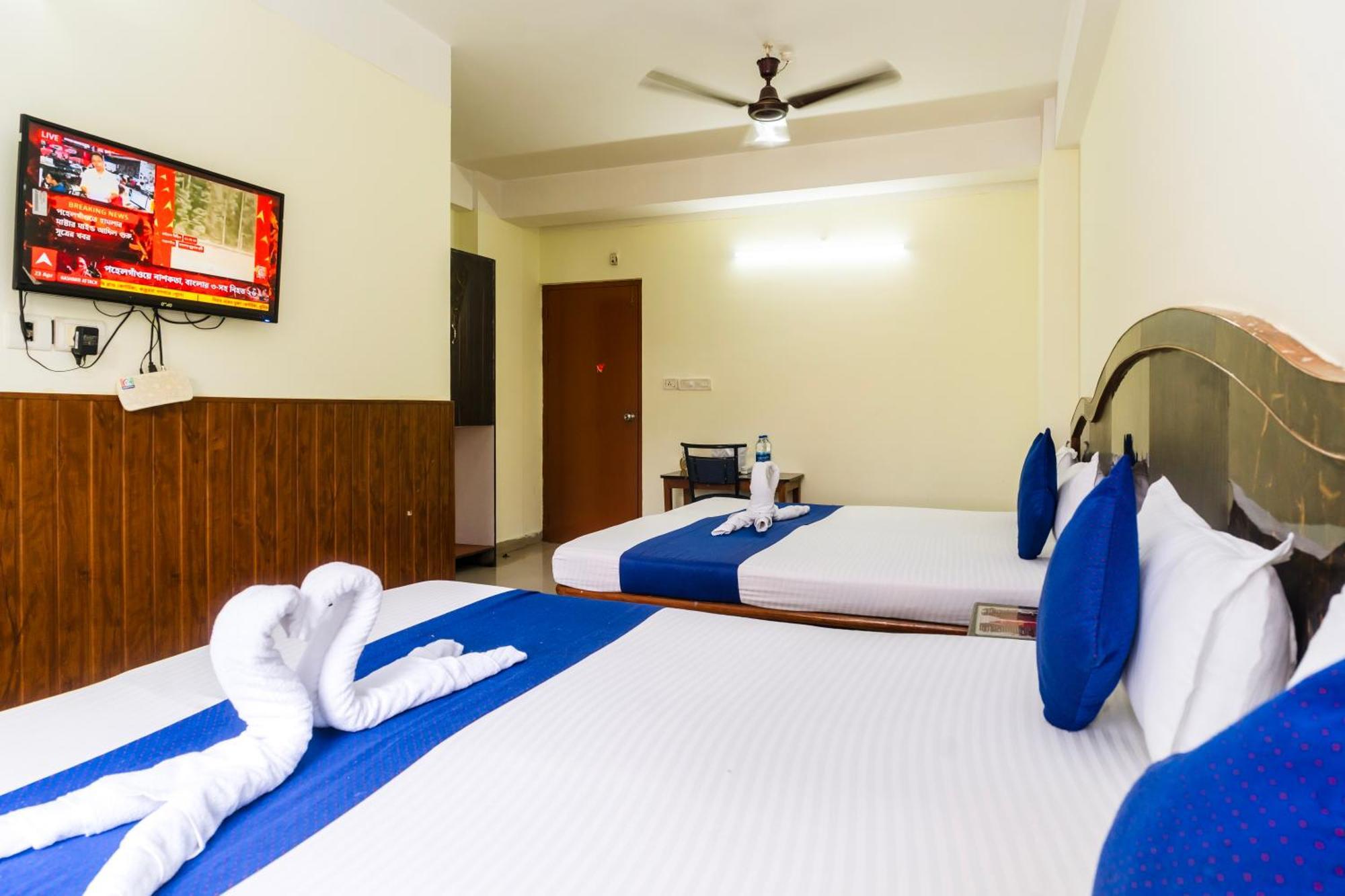 Hotel Niladrii Galaxy Siliguri Esterno foto
