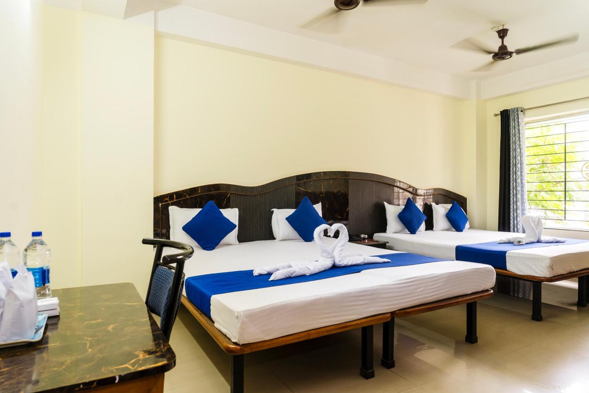 Hotel Niladrii Galaxy Siliguri Esterno foto